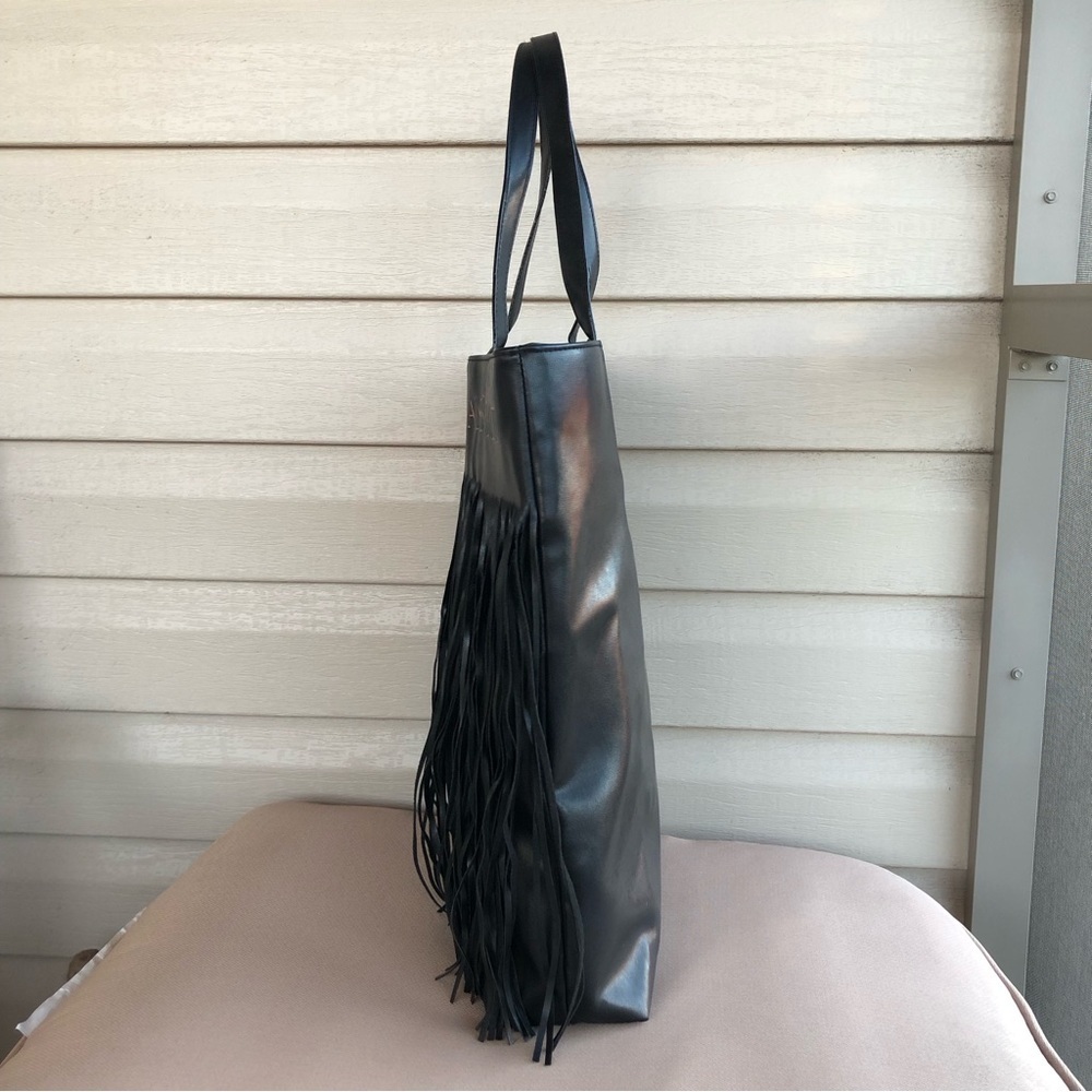 Victoria’s Secret Limited Edition 2018 Faux Leather Black Fringe Tote Bag - Picture 5 of 13